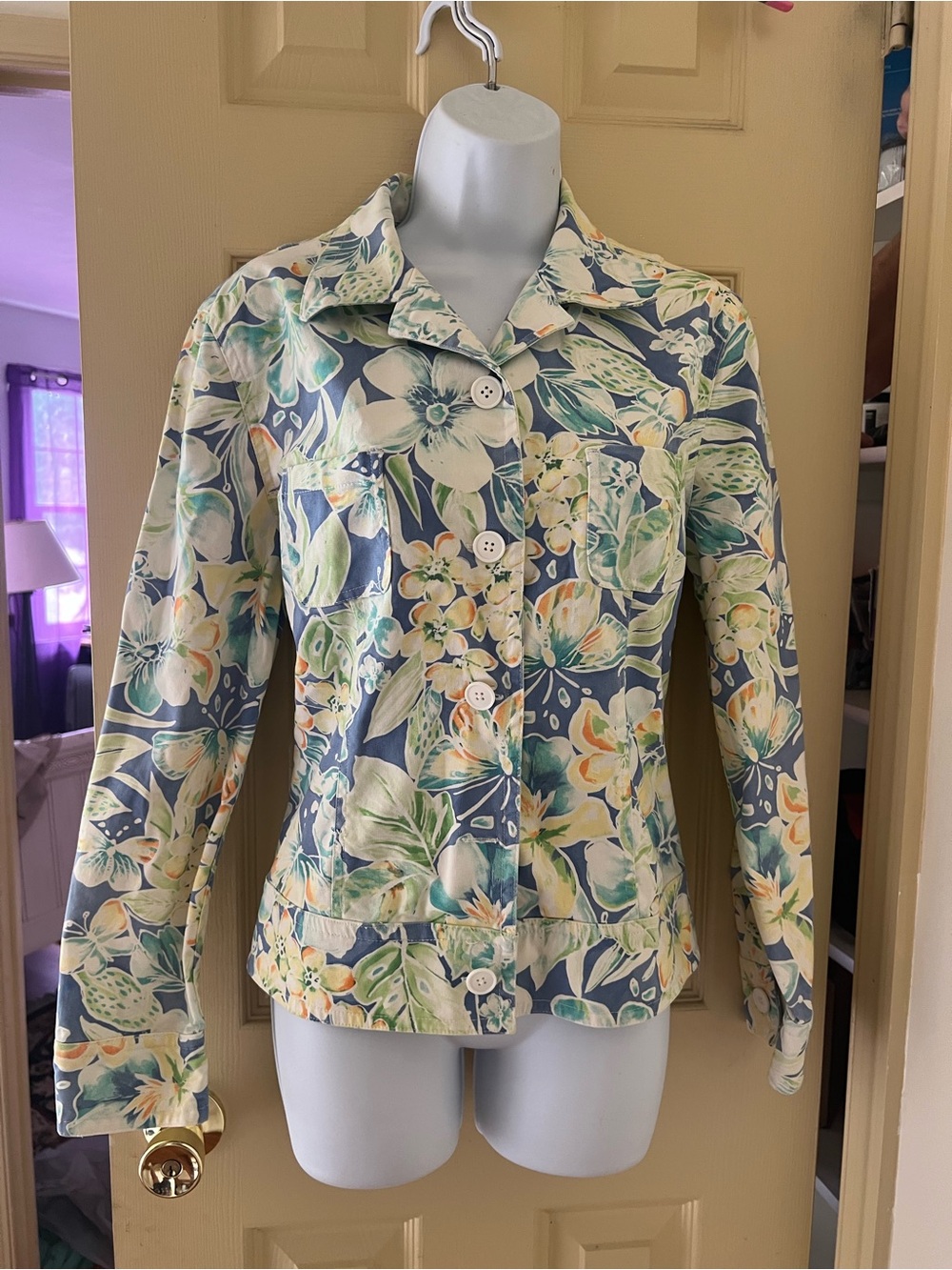 Floral Button-Front Jacket in Blue, Green & Cream